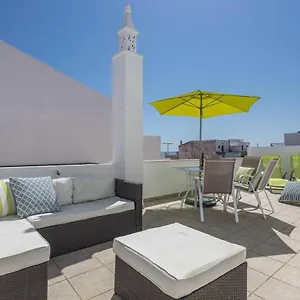 Stories 1 - Sunny Roof Terrace Alvor